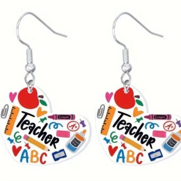 Hand crafted dangle earrings - Picture 5 of 8